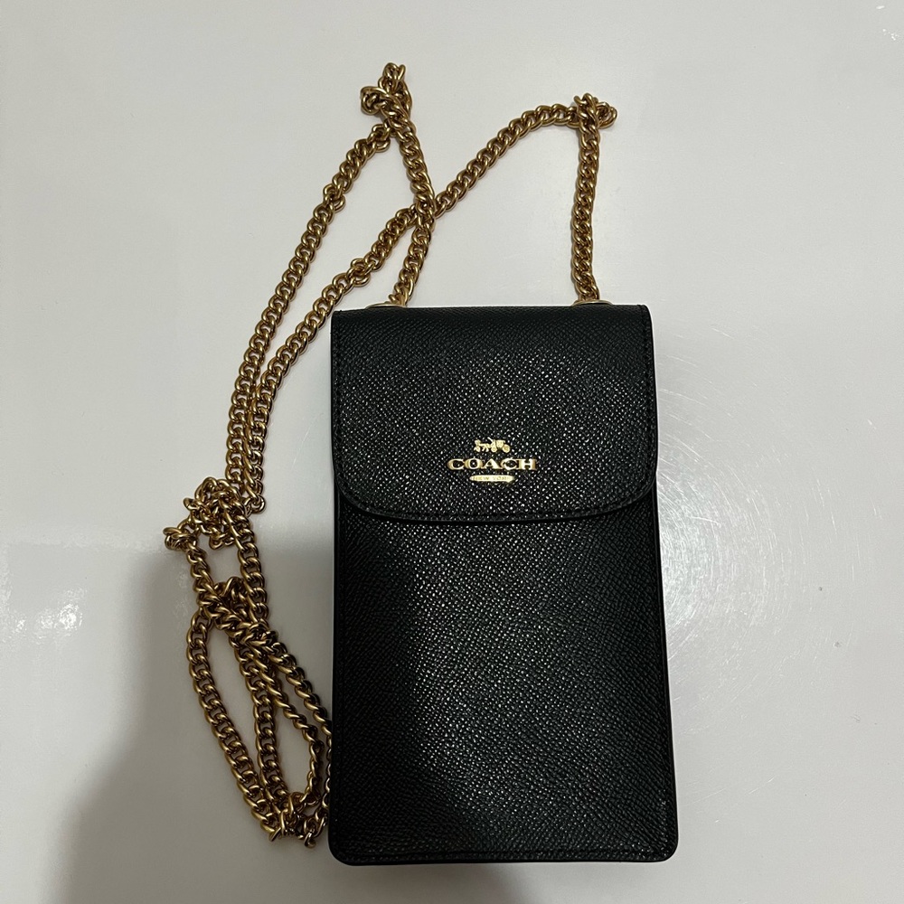 Cross body wallet